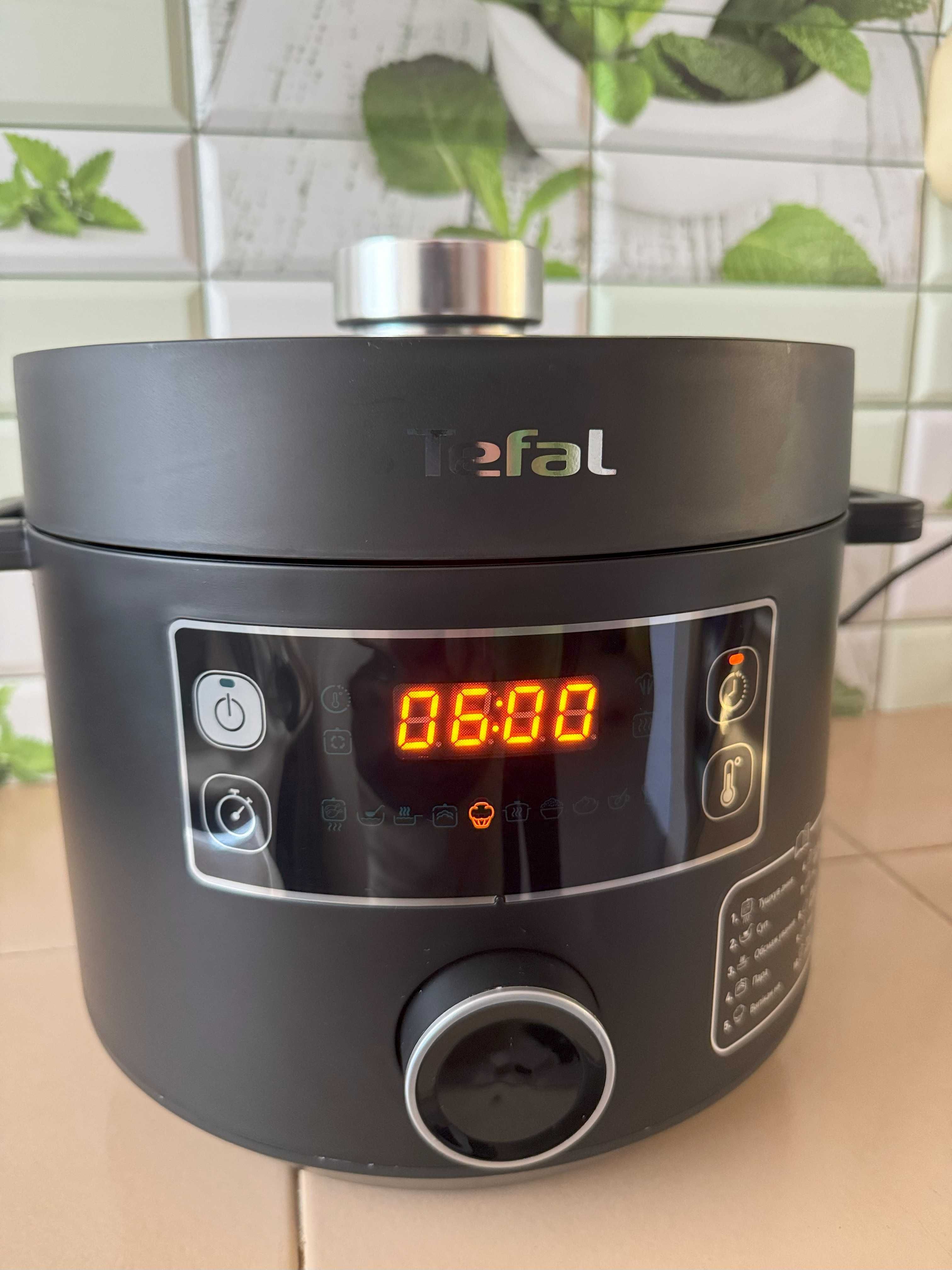 Мултикукър Tefal Turbo Cuisine CY754830