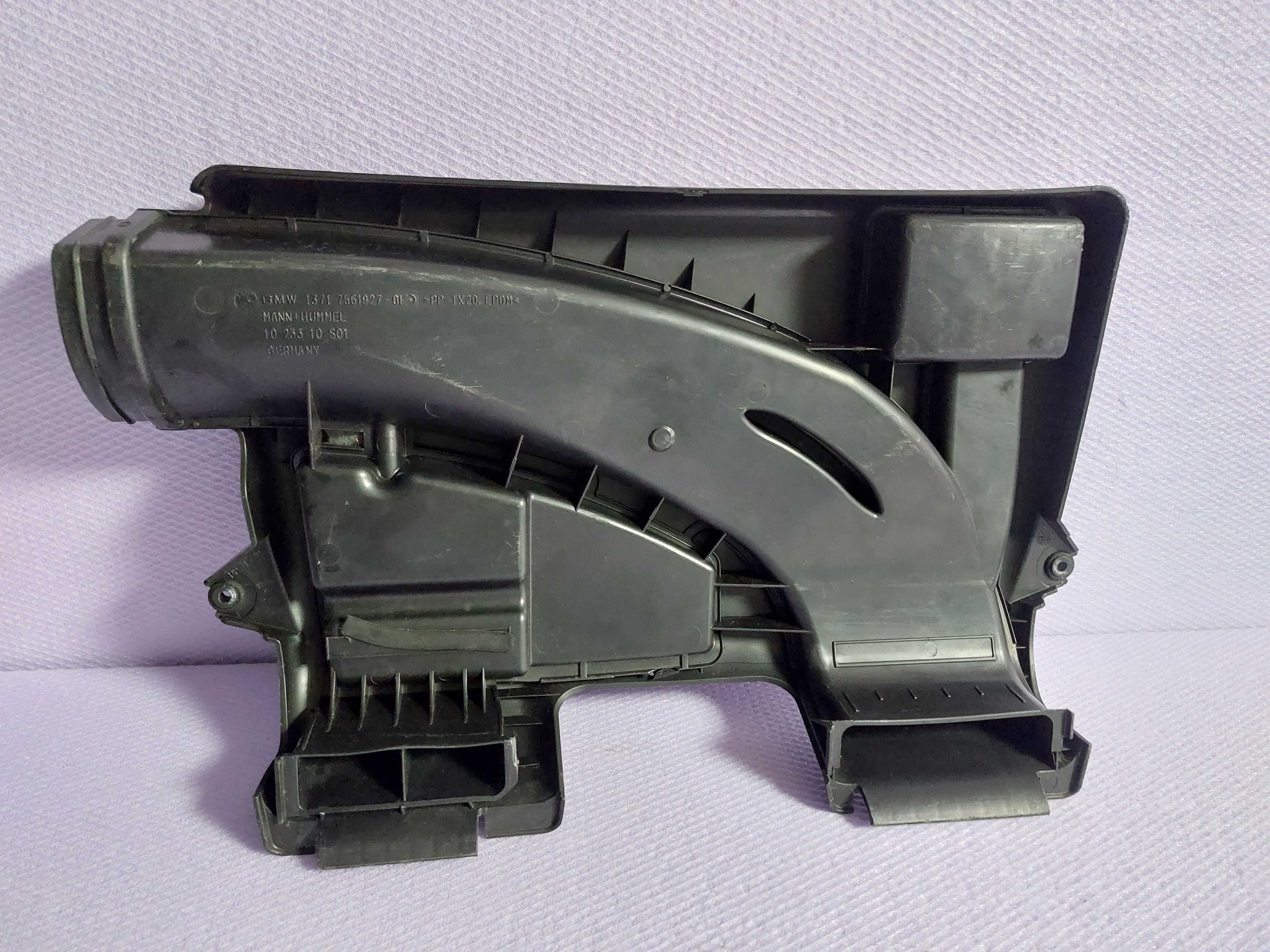 Difuzor deflector aer N43 BMW E81 E82 E87 Cod 7561927 Cod 7797475