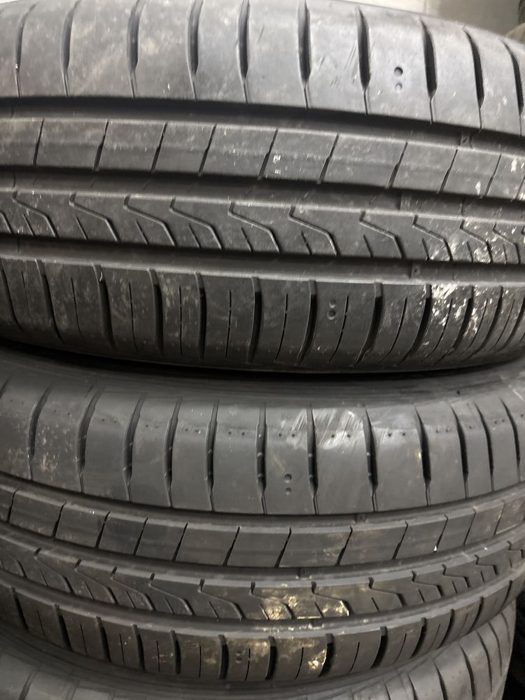 Комплект нови гуми с джанти за vw golf7 195/65/15