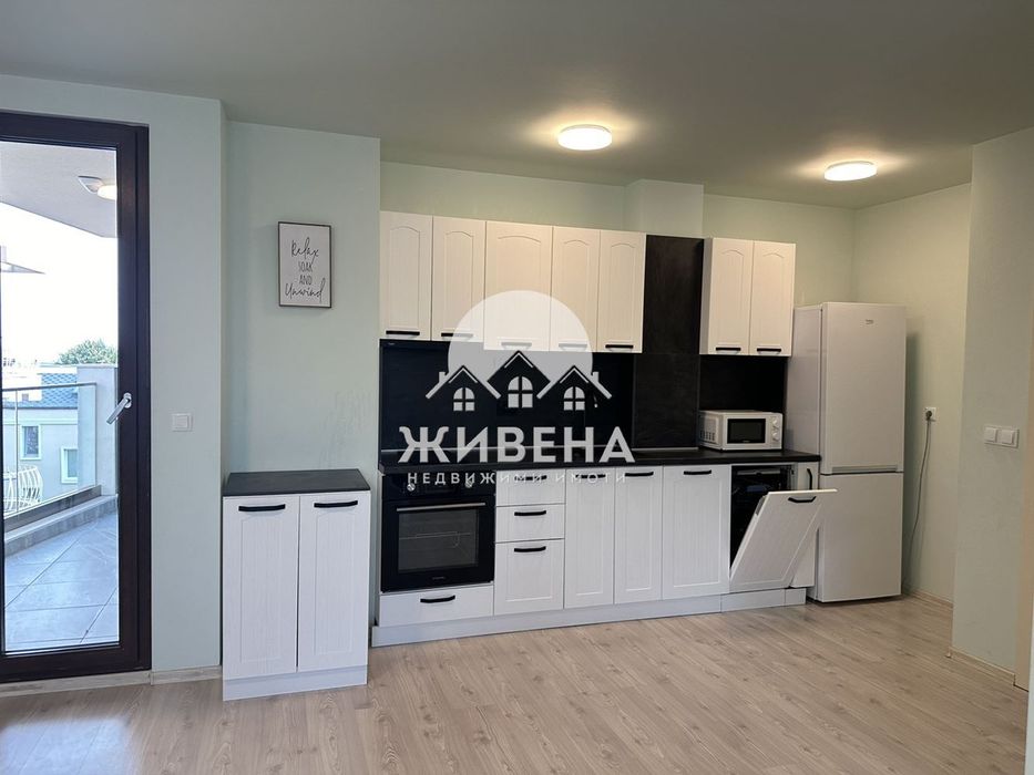 Дава се под наем Четиристаен апартамент в Варна, Бриз - 175 кв.м за 1300 € - Снимка #1