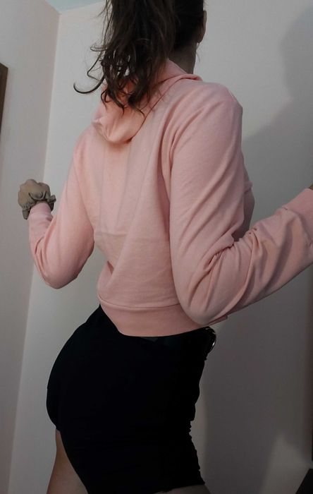 Дамски суитчър, скъсен