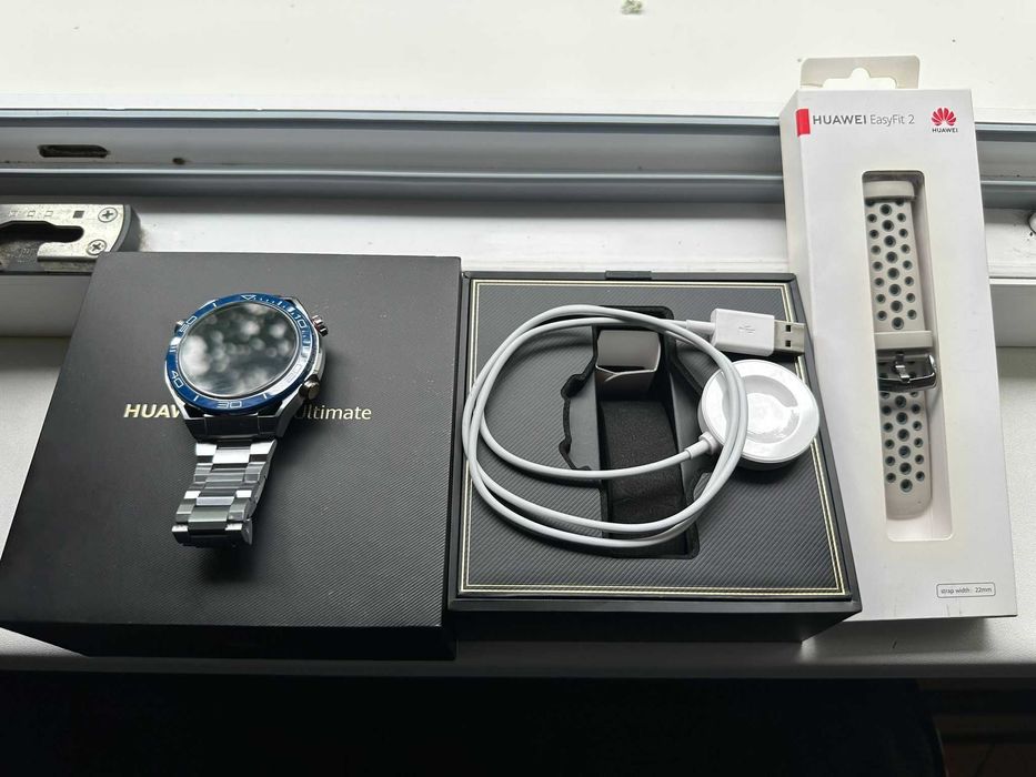 Huawei Watch Ultimate ca nou cu toate accesoriile