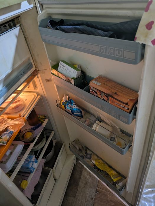 Холодильник СРОЧНО  бу самовывоз