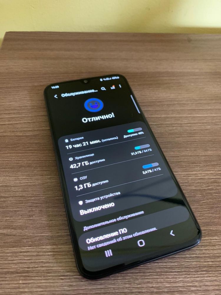 Продаю Samsung A40