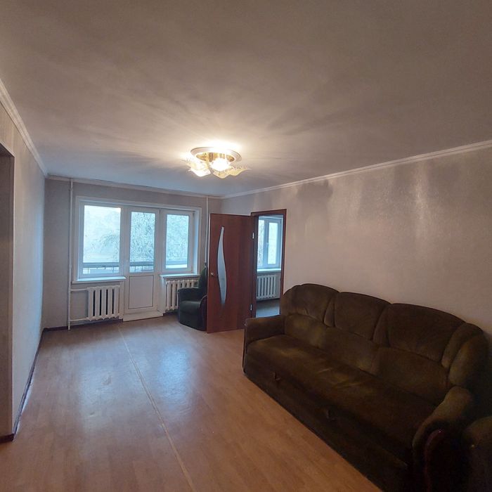 Сдам 2ком квартиру в центре, район 2 школы