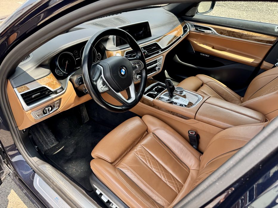 BMW 740e Plug In Hybrid iPerformance TVA deductibil