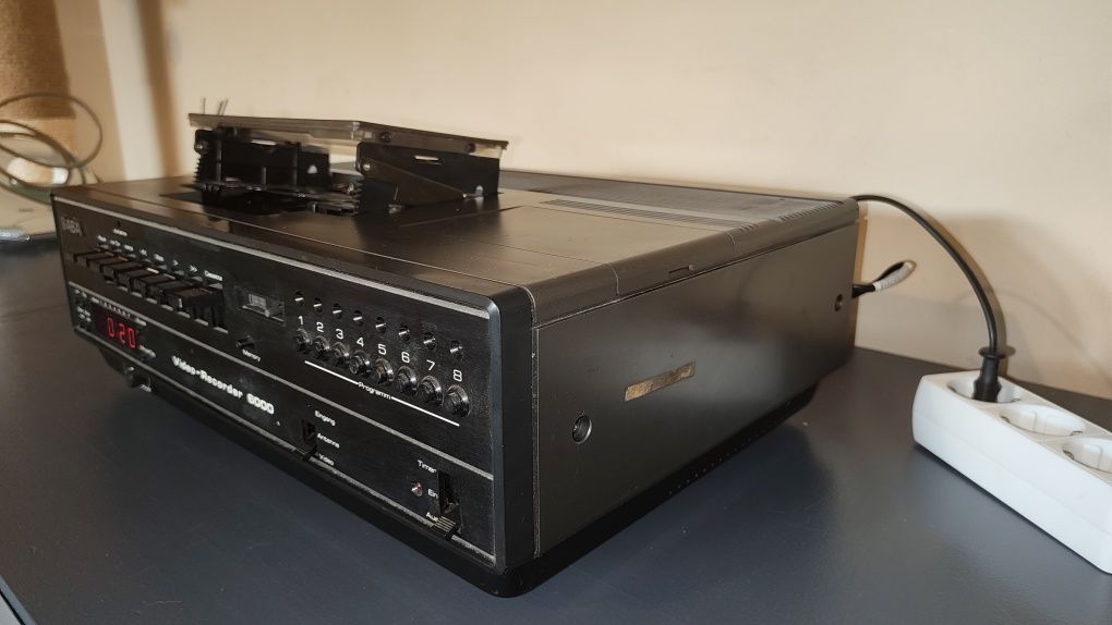 Видео касетофон  SABA Video recorder 6000