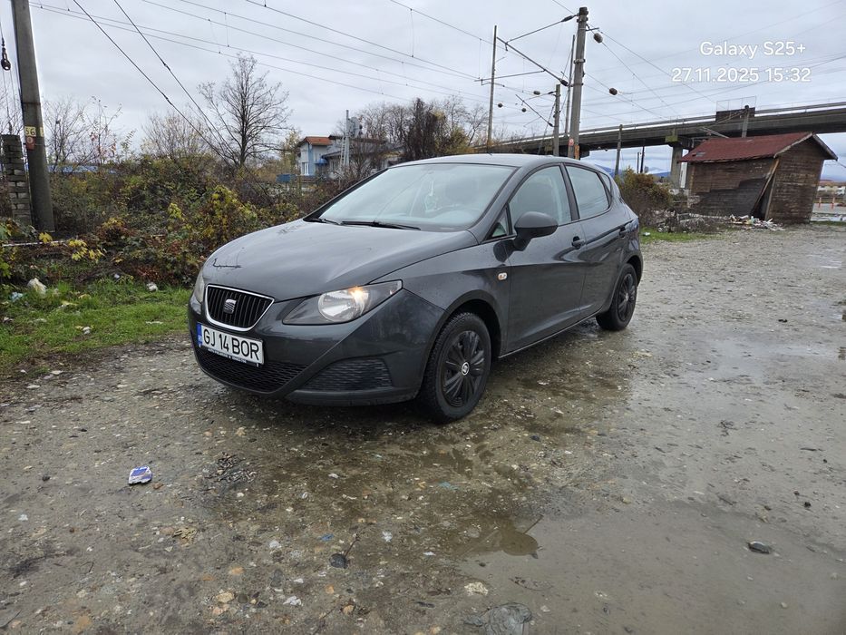 Vând Seat Ibiza-