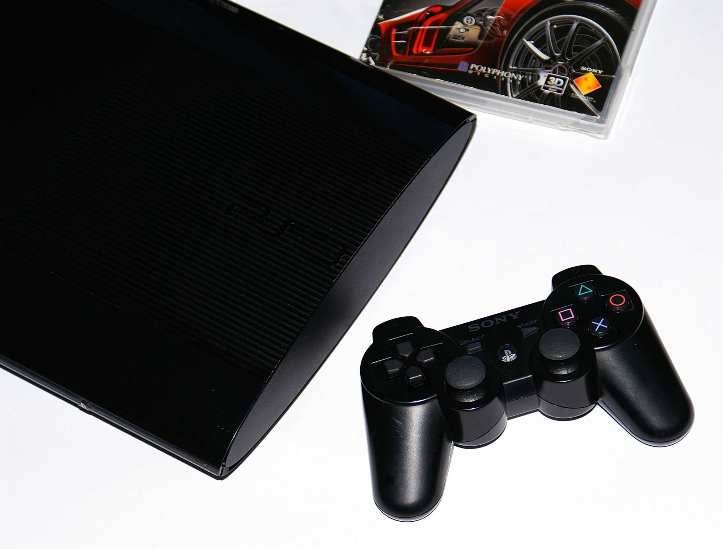 PS3 500GB PlayStation Плейстейшън 3 ПС3 с кутия, два конролера и игри