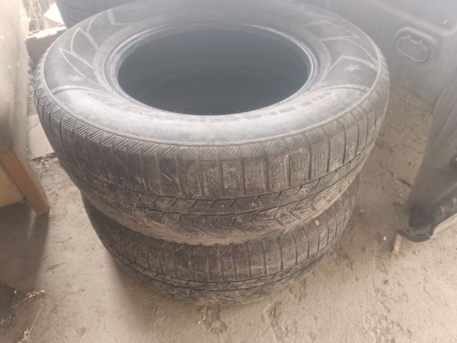 Отдам бесплатно резину 265/65/17 была зимней