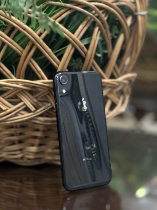 Iphone XR 128гб / 77% / все в родне / оригинал зарядчик