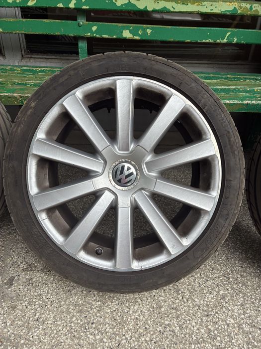 Гуми с джанти 18 цола vw