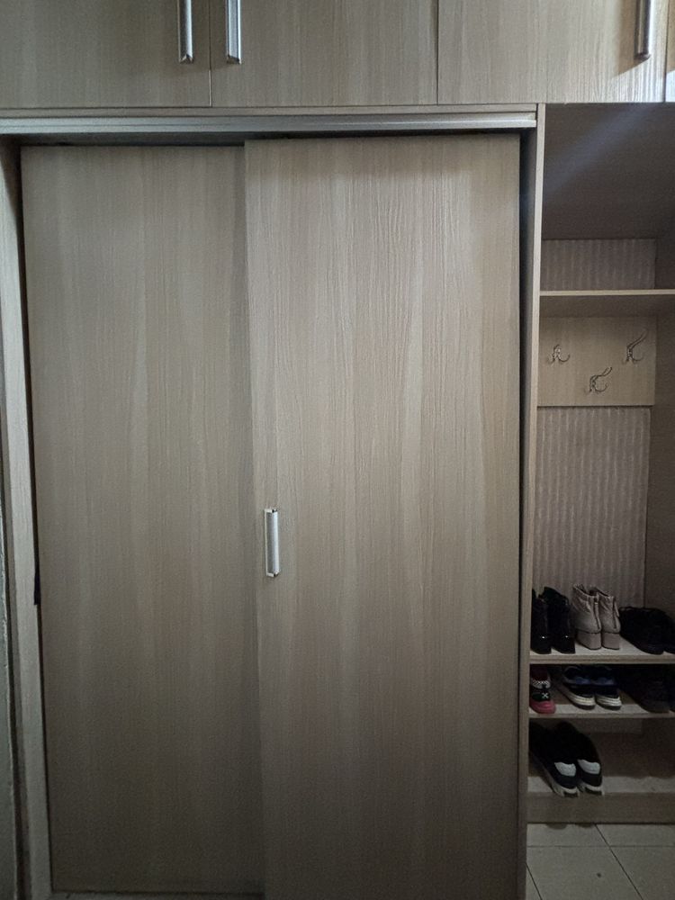 Продам шкаф купе