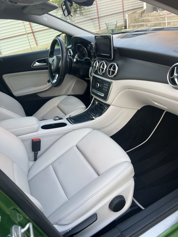 Mercedes Benz 180 D