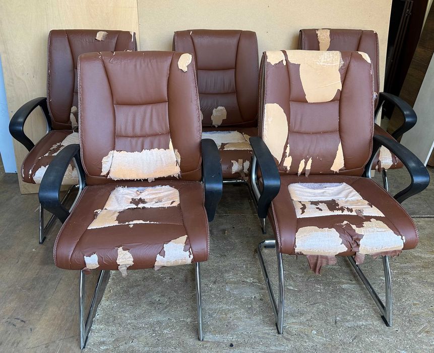 5 buc Scaun de Conferinta cu brate; Fotoliu fix; PENTRU RETAPITARE