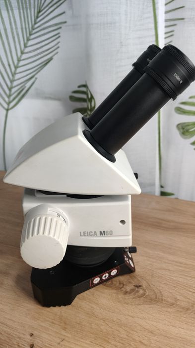 Microscop complet Leica M60