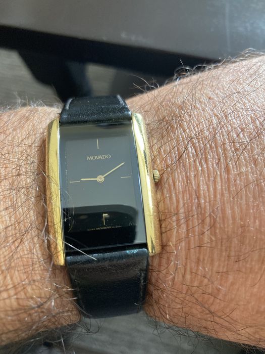 Швейцарски часовник Movado