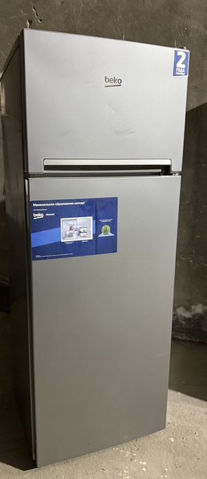 Продется холодильник Beko 250л/158см как новый ! Гарантия 6 мес.