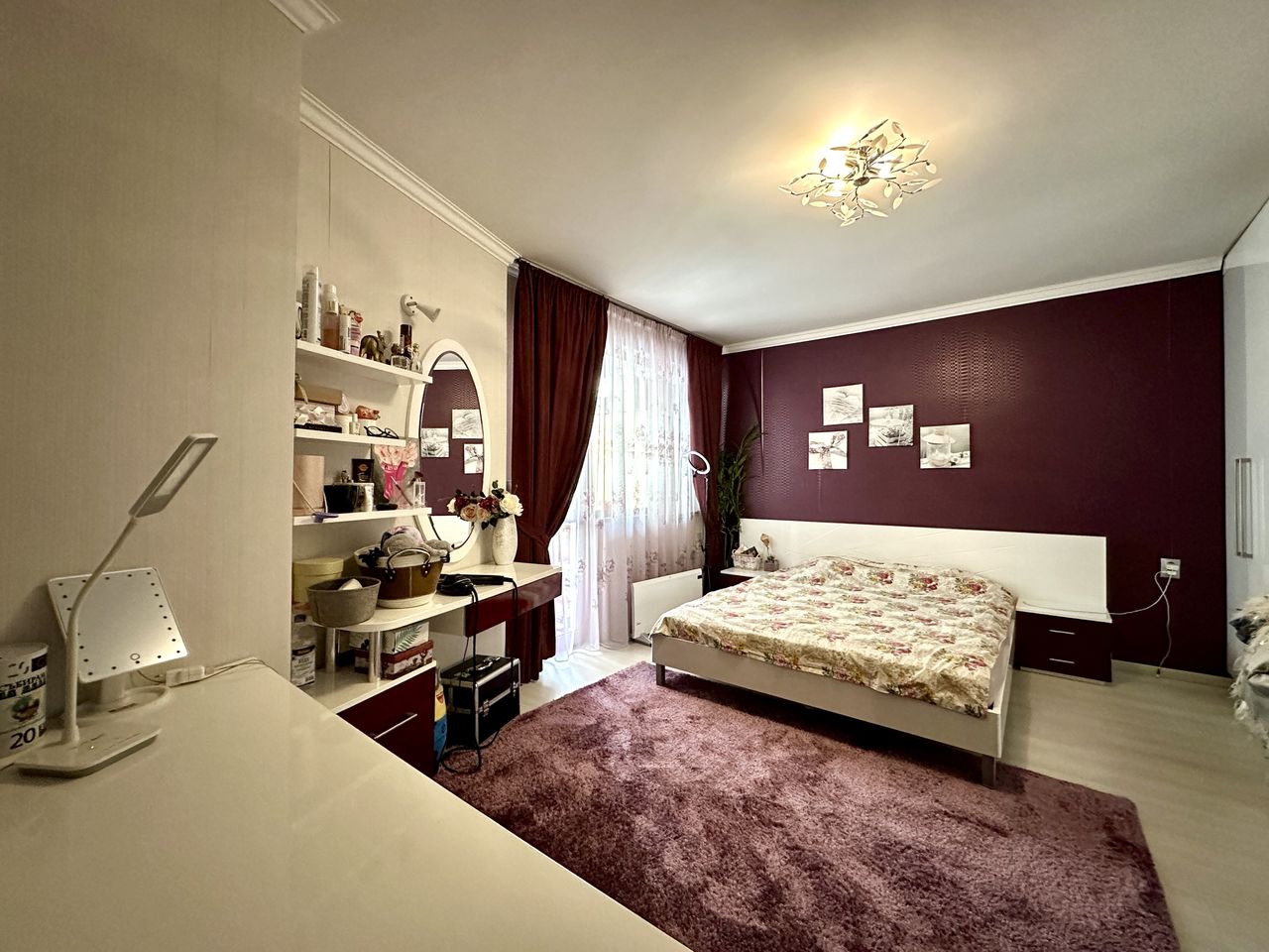 Продава се Тристаен апартамент в Велико Търново, Център - 88 кв.м за 1705 €/кв.м - Снимка #2
