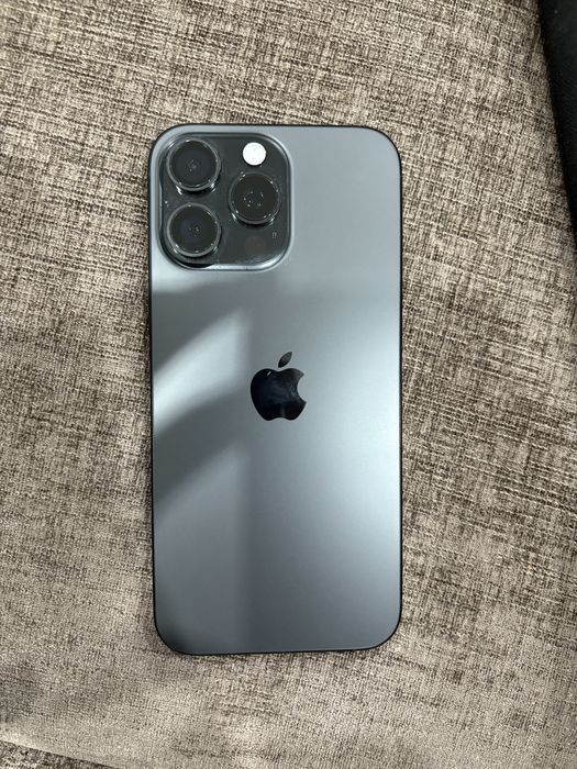 Iphone 16 про макс 256 гб , акб 100%