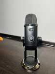 Microfon Blue Yeti X – stare impecabilă