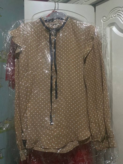 Женский рубашка…