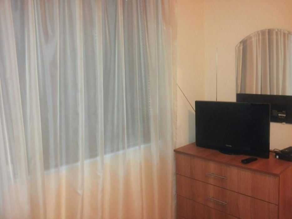 Дава се под наем Тристаен апартамент в София, Хладилника - 109 кв.м за 489.6 € - Снимка #8