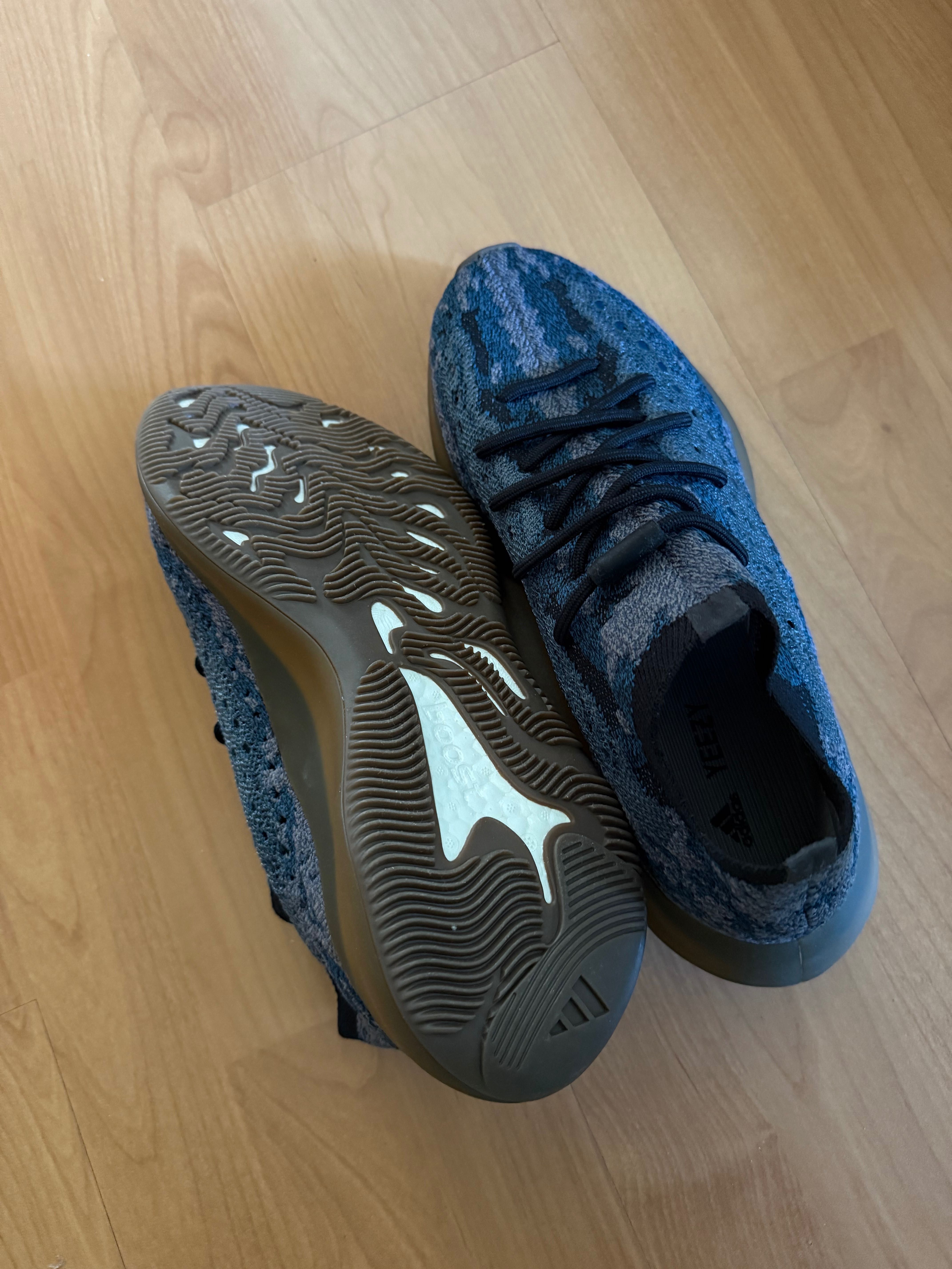 Adidas Yeezy Boost 380 оригинал