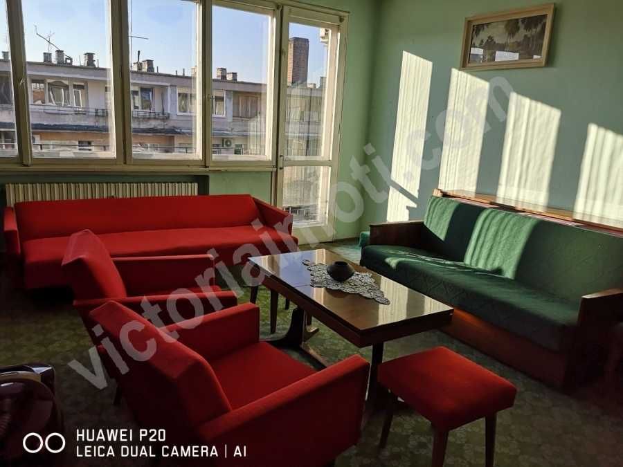 Продава се Тристаен апартамент в Велико Търново, Център - 97900 кв.м за 1 €/кв.м - Снимка #7