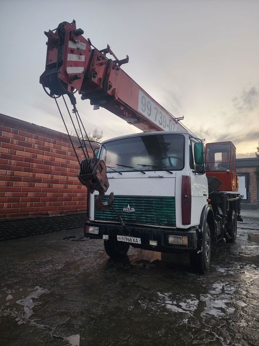 Avtokran sotiladi 18 m 16T ivanoves balonlari 97%  
Yili 1996  Ishlab