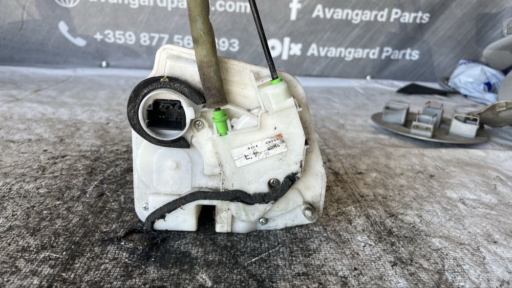 2 броя Брава Mazda 3 2