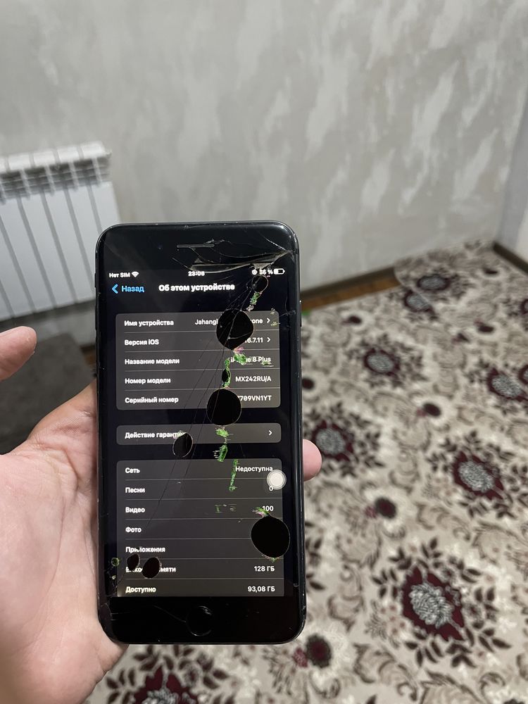iPhone 8 plus 128gb