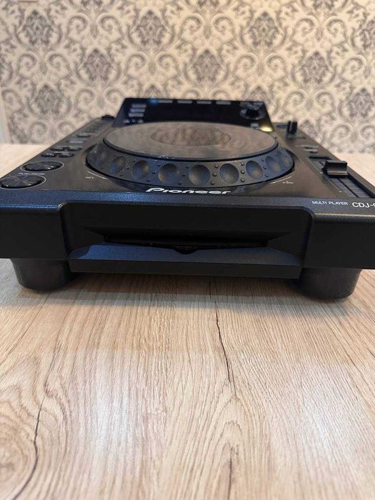 Диджейское оборудование. Проигрыватель Pioneer CDJ 900