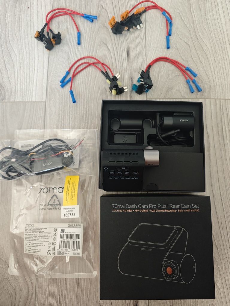 Vând Camera auto DVR 70mai A500S
