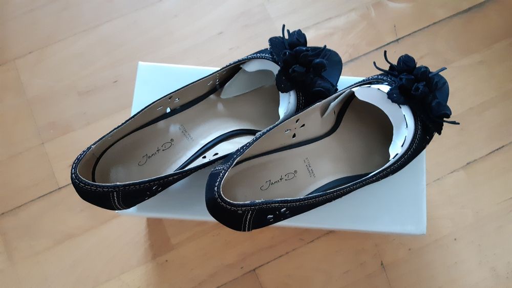 Vand pantofi eleganti, din piele întoarsă