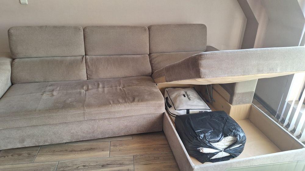 Продавам разтегателен диван