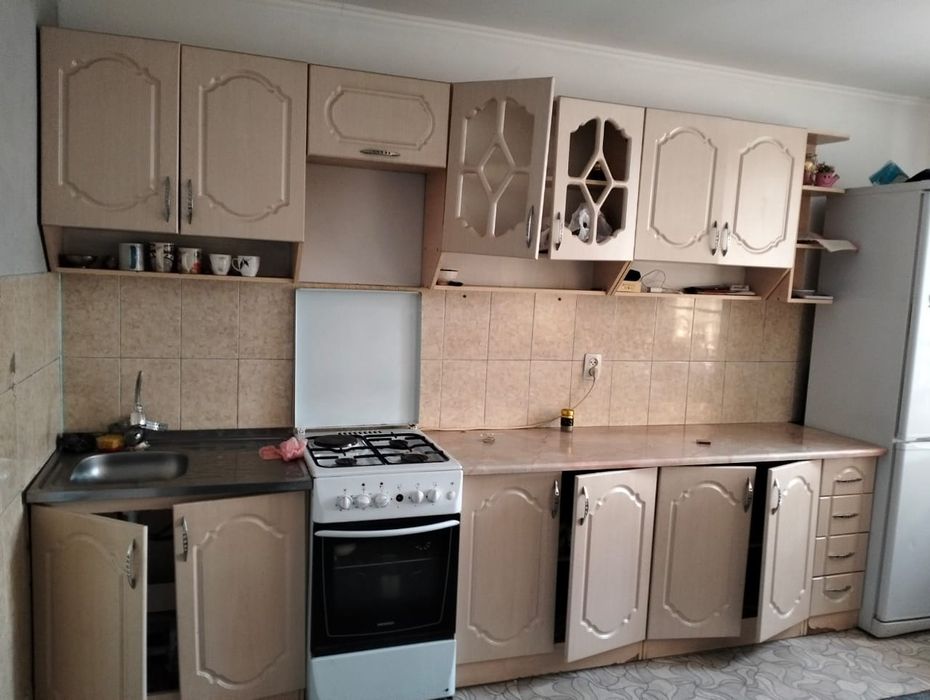 Продам кухонный гарнитур