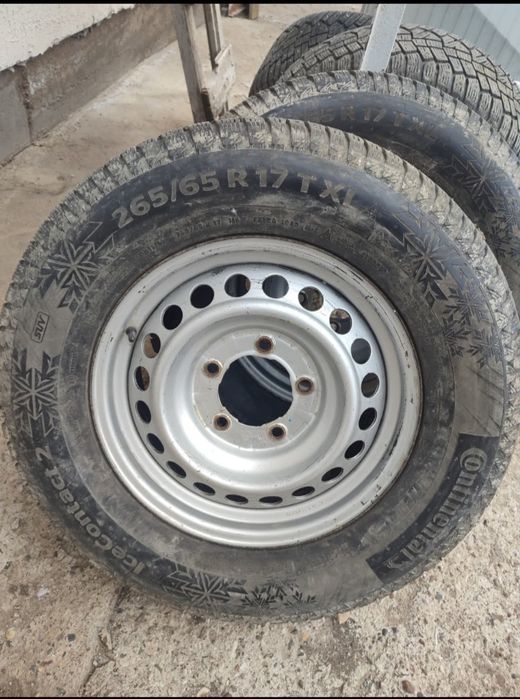 Продам зимние шины в комплекте с дисками
