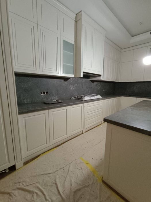 Столешницы, фартуки, острова из камня на заказ