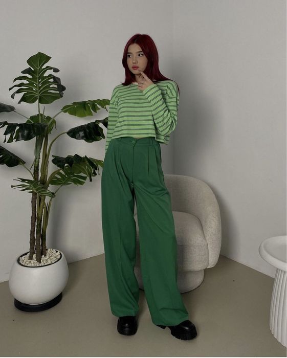 Женские брюки классические