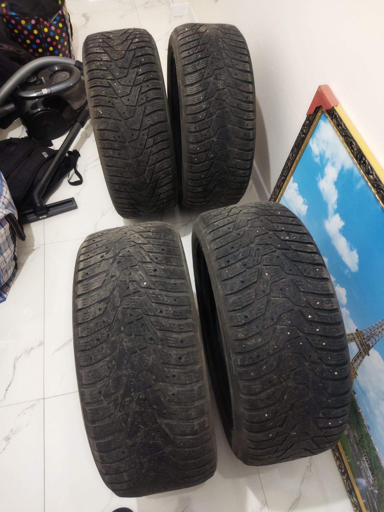 Шины зимние Hankook 225,50,17