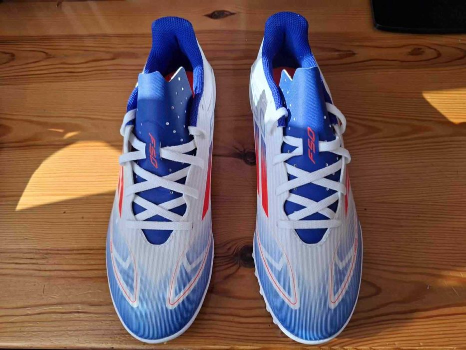 Мъжки стоножки / футболни обувки ADIDAS F50 Club