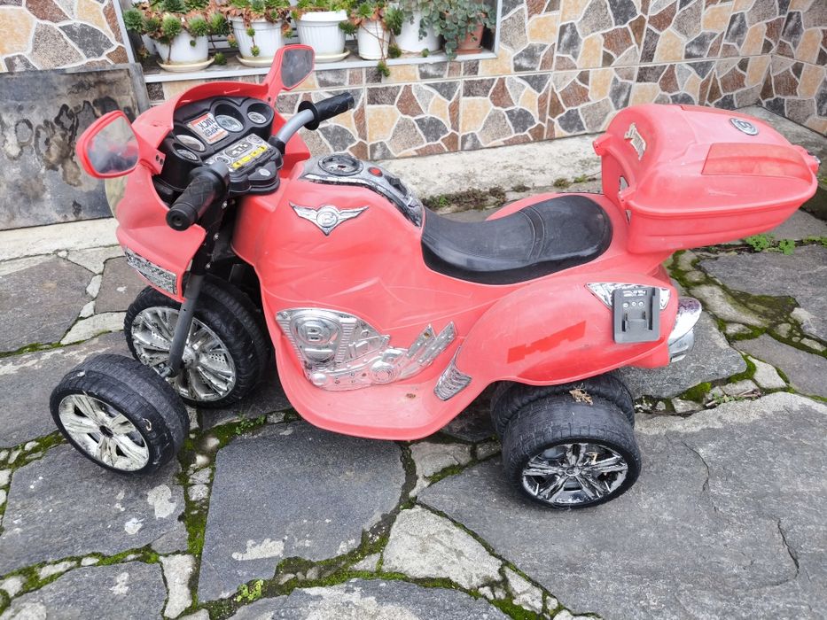 Бързо детско моторче