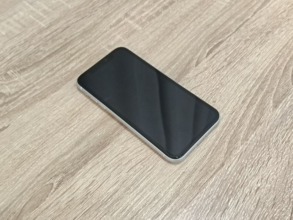 Продается,iPhone XR 128gb белого цвета