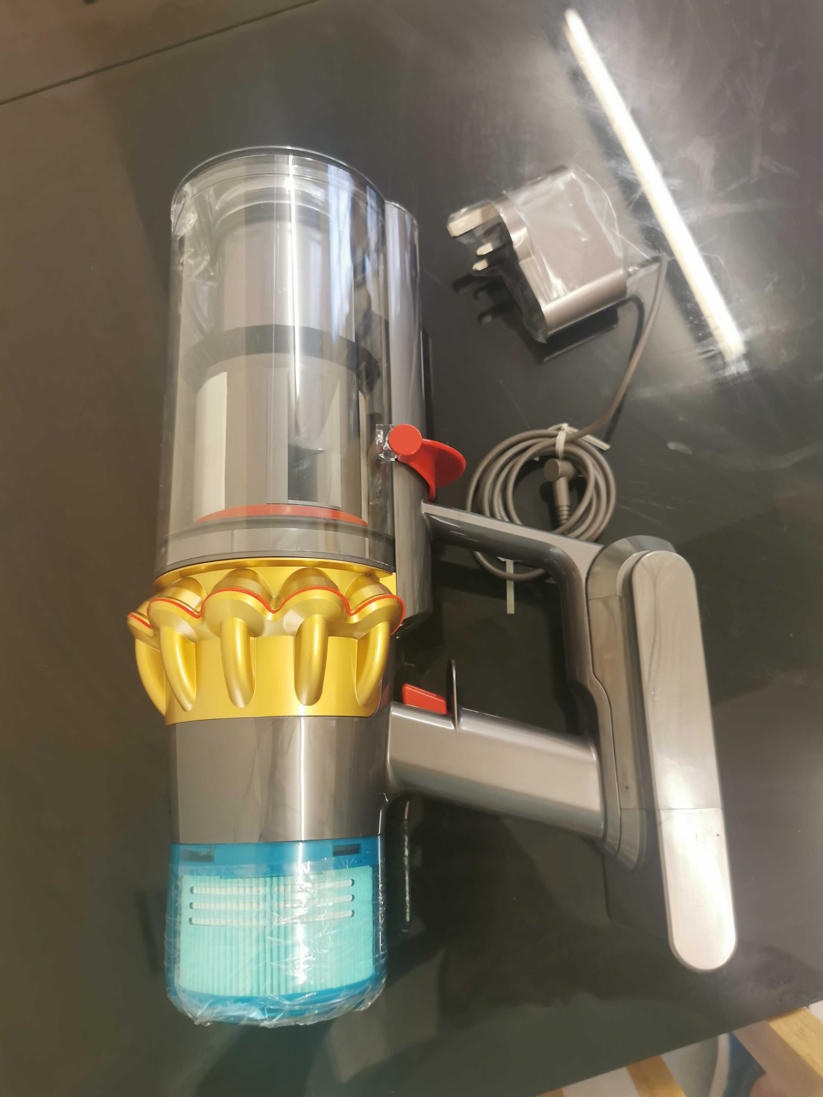 Dyson V15 Оригинална Прахосмукачка!