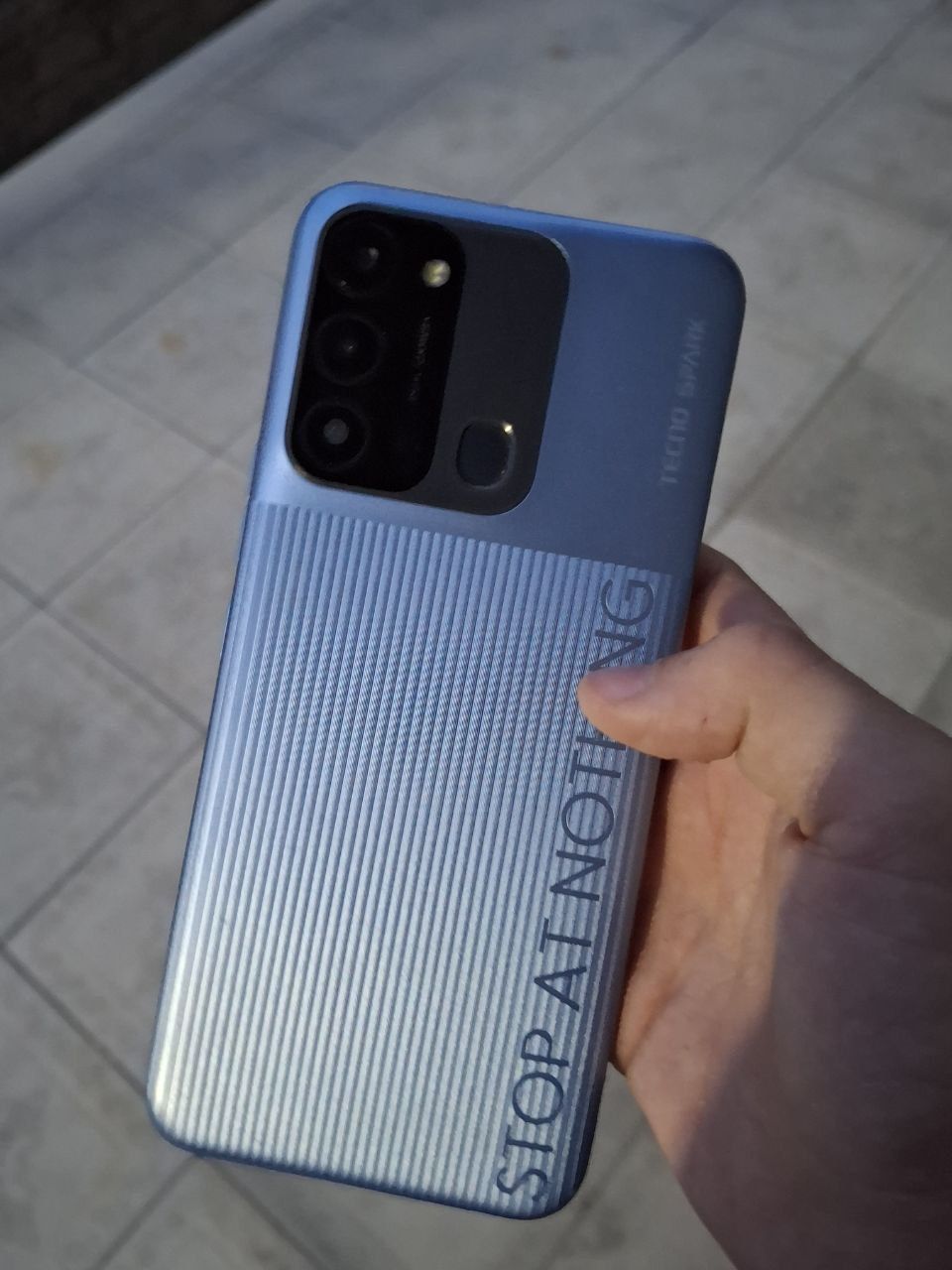 Tecno spark 2022    32gb