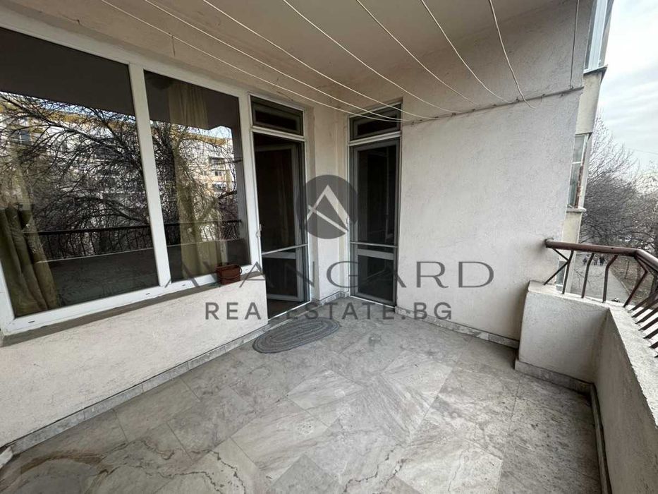 Продава се Тристаен апартамент в Пловдив, Кършияка - 92 кв.м за 2229 €/кв.м - Снимка #10