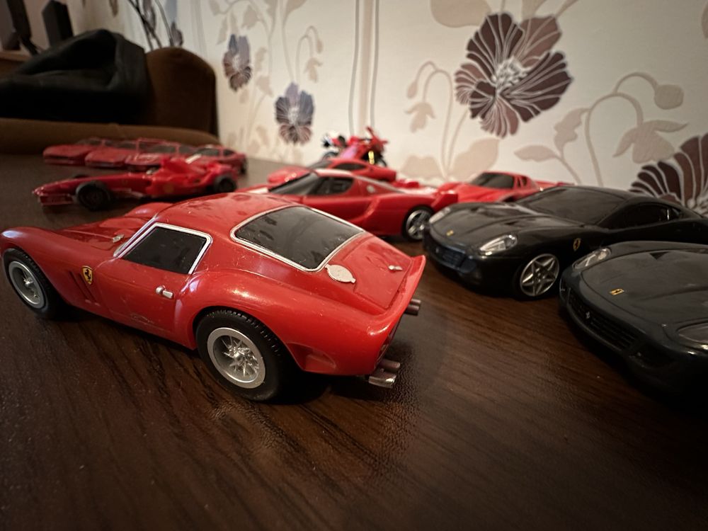 Колички Ferrari Shell