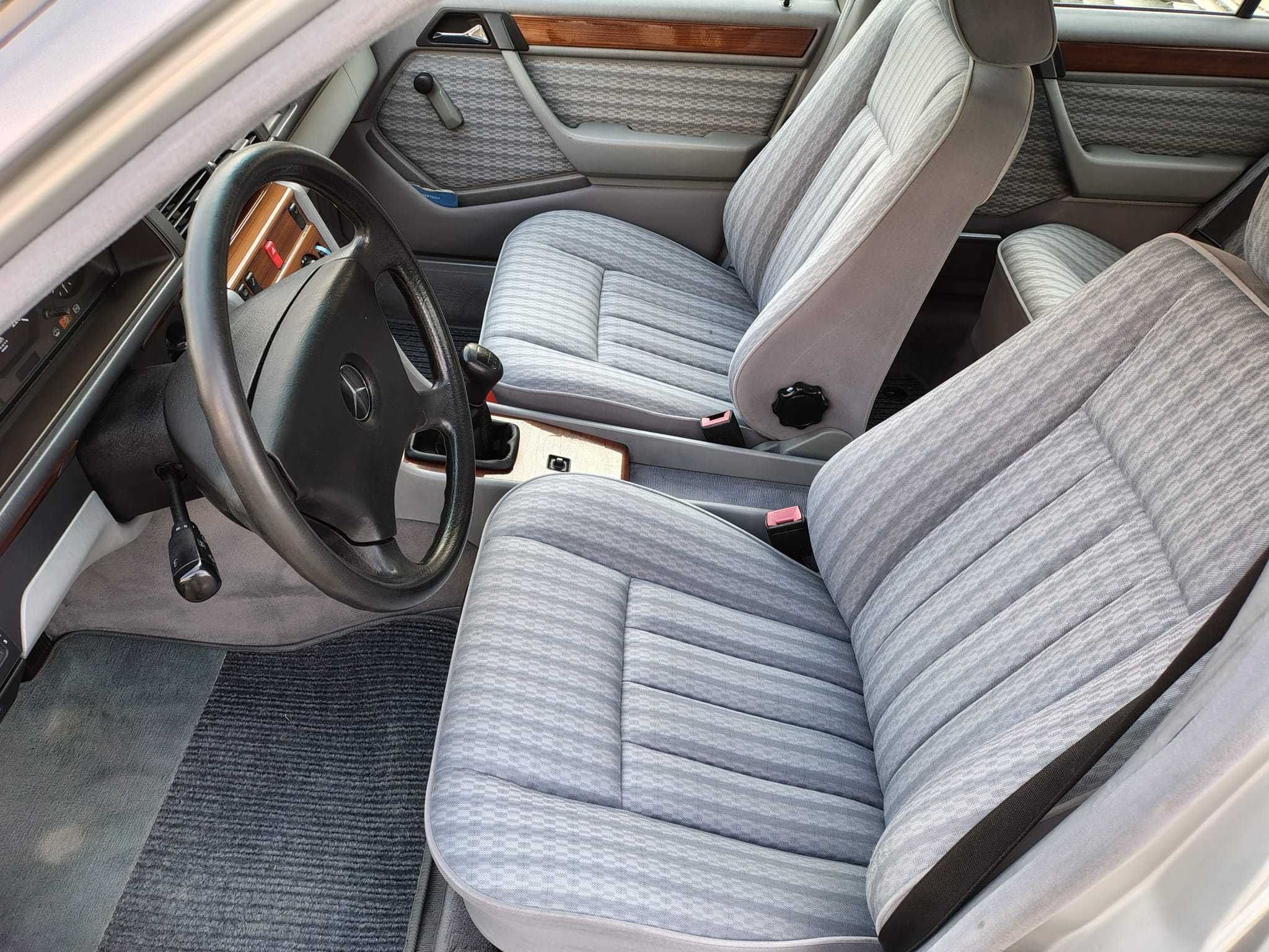 Mercedes-Benz W124 2.3 Benzina An 1991