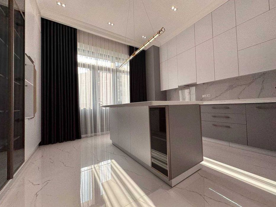 Продаётся 3х комнатная квартира в ЖК "Новомосковская" от Golden House